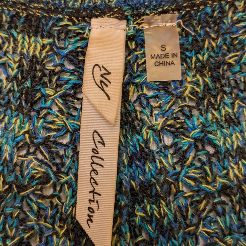 Sweater - Picture 2 of 3